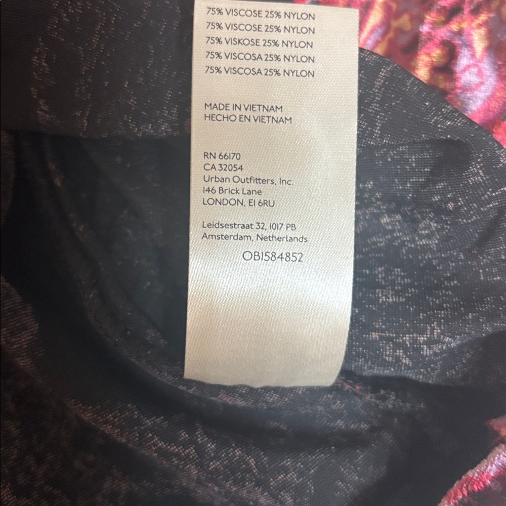 FREE PEOPLEVelvet V-Neck Puff Sleeve Tunic Top Burgundy S - Picture 9 of 9